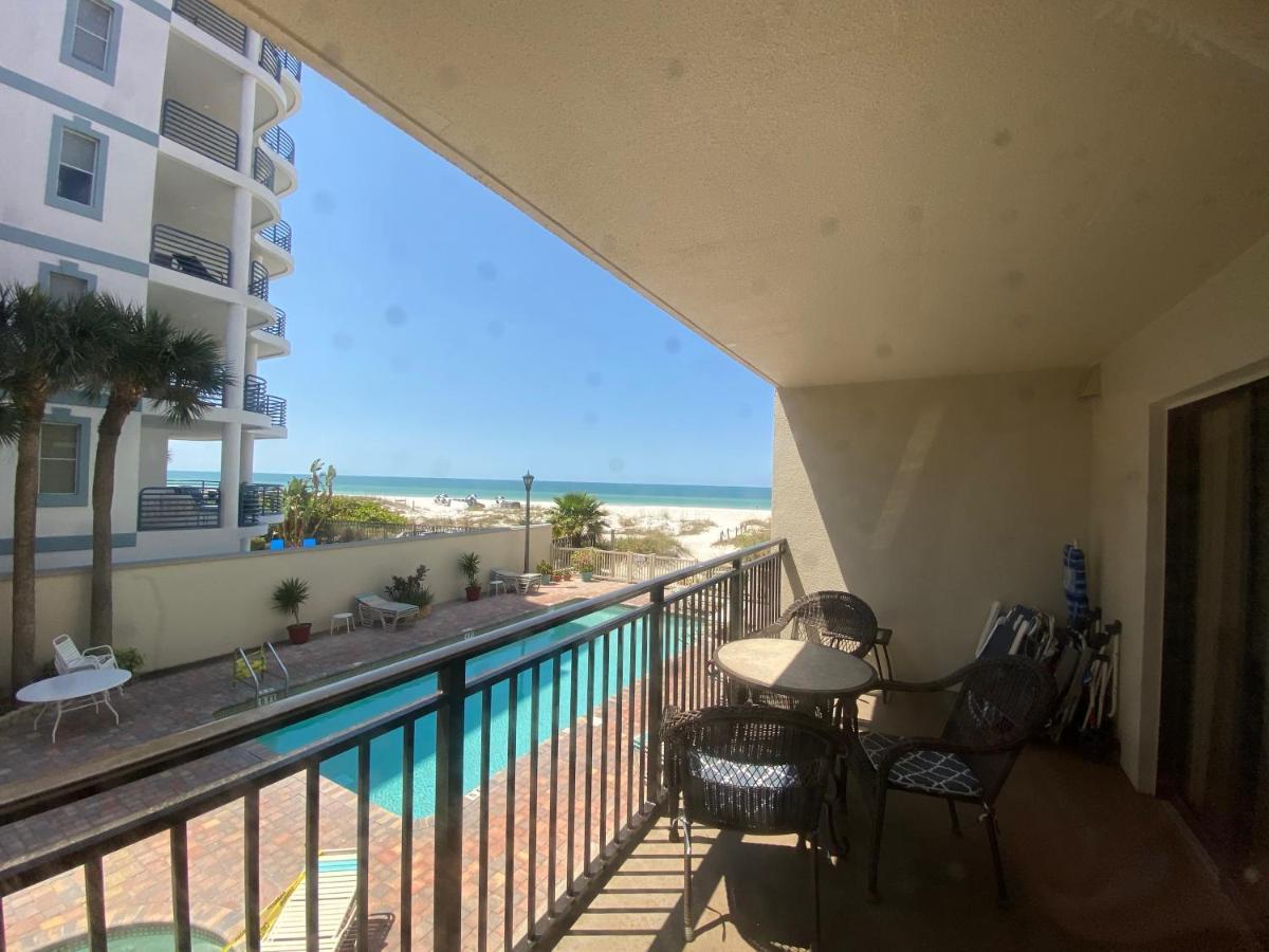 Vistas On The Gulf By Liberte' Lejlighedshotel St. Pete Beach Eksteriør billede